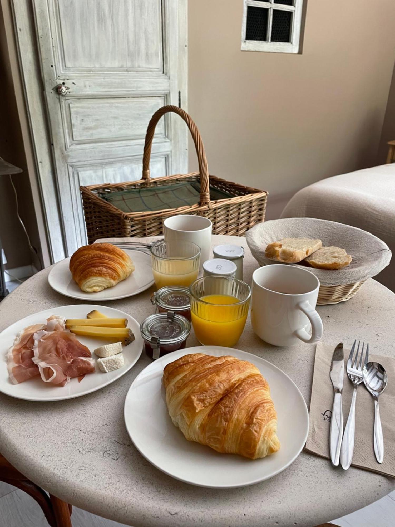 Au Lavoir Hotel Fontaine-Francaise Ngoại thất bức ảnh